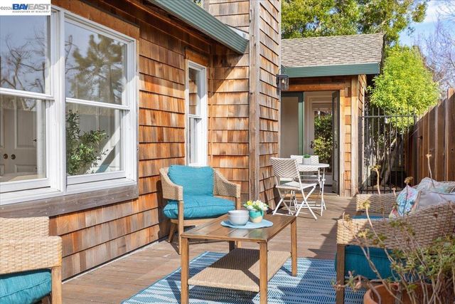 632 CENTRE COURT, Alameda, CA 94502