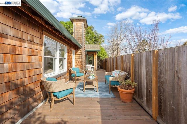 632 CENTRE COURT, Alameda, CA 94502