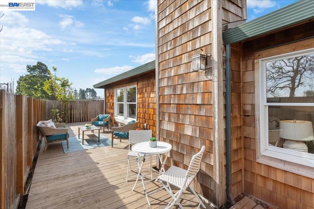 632 CENTRE COURT, Alameda, CA 94502