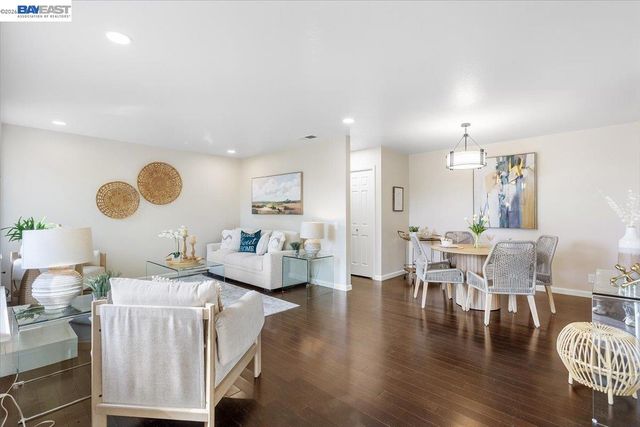 632 CENTRE COURT, Alameda, CA 94502