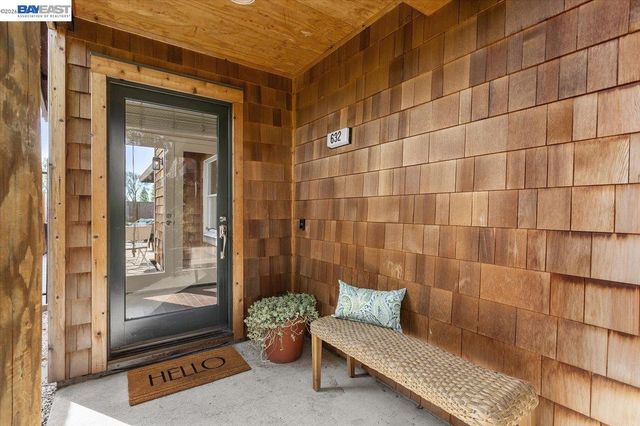 632 CENTRE COURT, Alameda, CA 94502