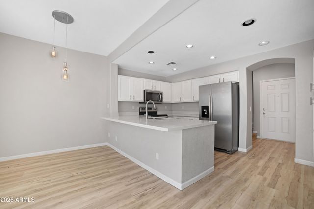 1886 E DON CARLOS Avenue 113, Tempe, AZ 85281