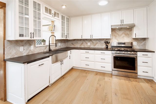 833 Enfield Street, Bryan, TX 77802