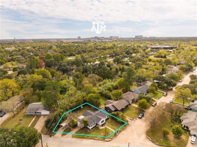 833 Enfield Street, Bryan, TX 77802