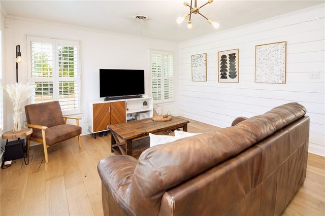 833 Enfield Street, Bryan, TX 77802