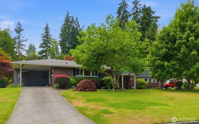 1024 Daniels Drive, Fircrest, WA 98466