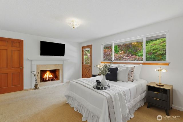 1024 Daniels Drive, Fircrest, WA 98466