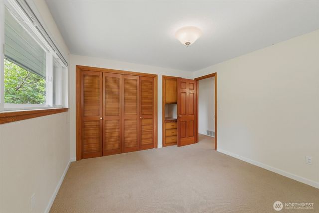 1024 Daniels Drive, Fircrest, WA 98466