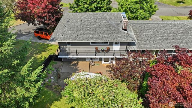 1024 Daniels Drive, Fircrest, WA 98466
