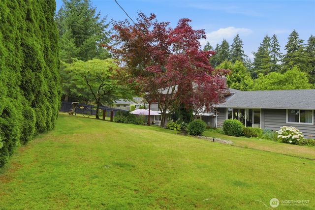 1024 Daniels Drive, Fircrest, WA 98466