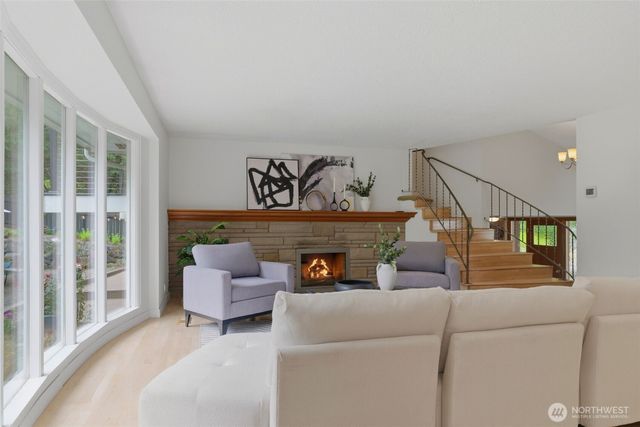 1024 Daniels Drive, Fircrest, WA 98466