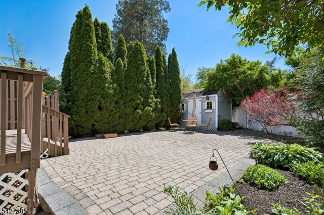 451 Pine Ave, Garwood Boro, NJ 07027