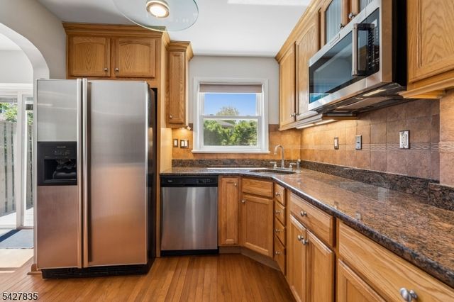 451 Pine Ave, Garwood Boro, NJ 07027