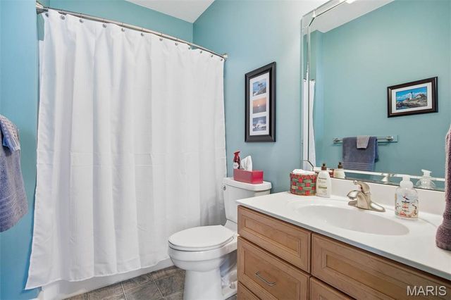 5 Chariot Court, Glen Carbon, IL 62034