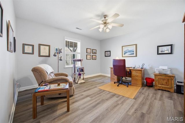 5 Chariot Court, Glen Carbon, IL 62034