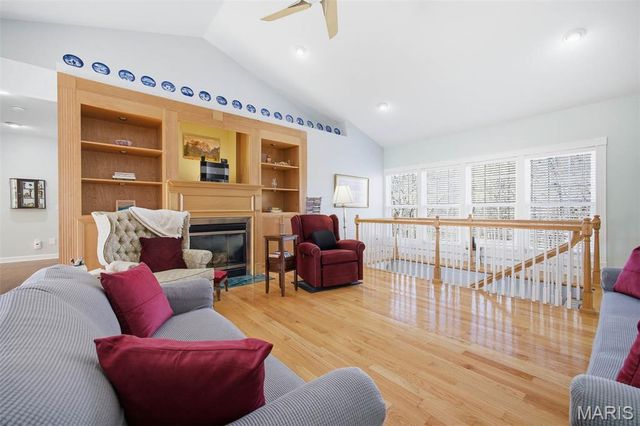 5 Chariot Court, Glen Carbon, IL 62034