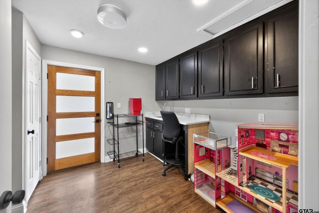 902 Ward Lane, Athens, TX 75751