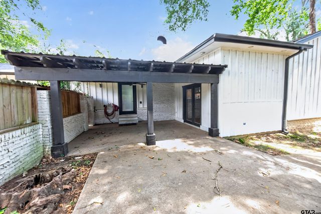 902 Ward Lane, Athens, TX 75751