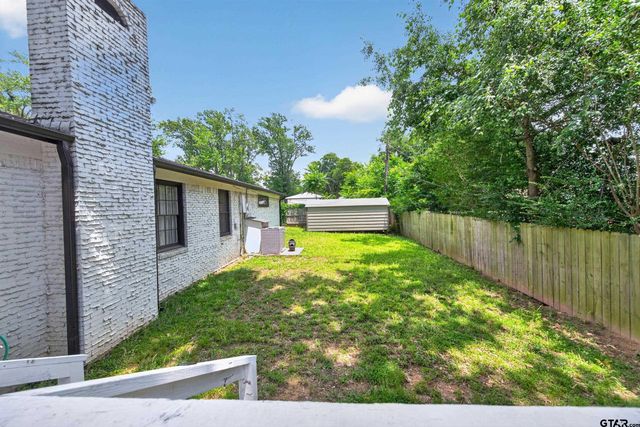 902 Ward Lane, Athens, TX 75751