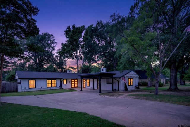 902 Ward Lane, Athens, TX 75751