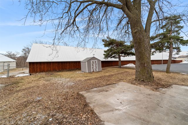 714 W 4th Street N, Newton, IA 50208