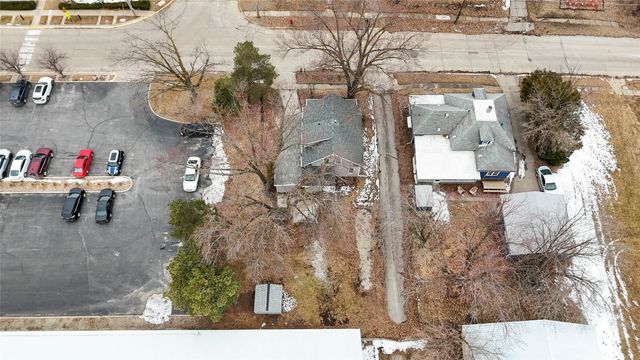 714 W 4th Street N, Newton, IA 50208