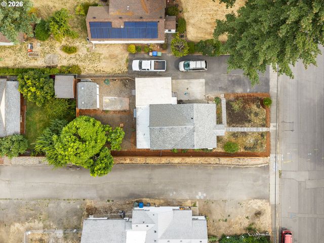 2085 EVERGREEN Ave Ne, Salem, OR 97301