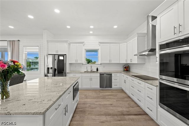 2912 Buttonwood Key CT, St James City, FL 33956