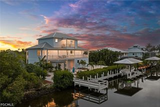 2912 Buttonwood Key CT, St James City, FL 33956