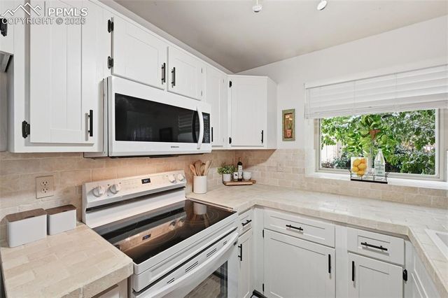 6836 Overland Drive, Colorado Springs, CO 80919
