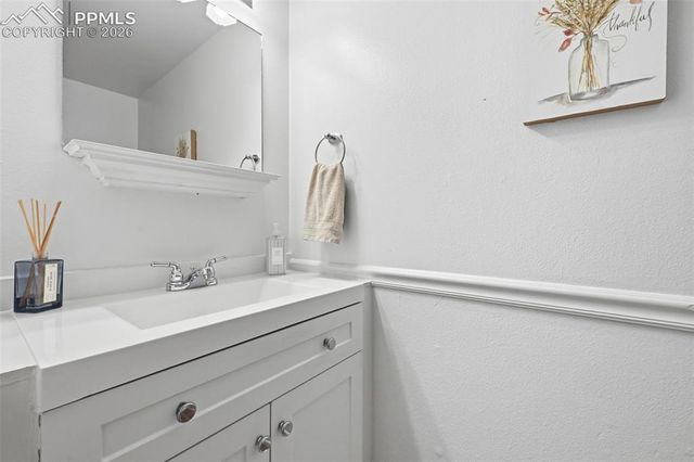 6836 Overland Drive, Colorado Springs, CO 80919
