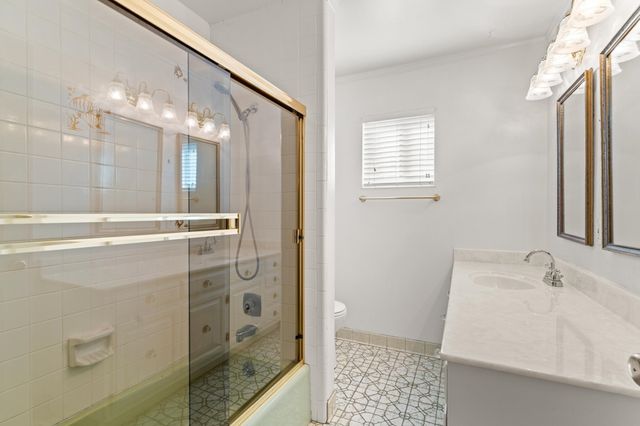 18153 18153 Plymouth Dr, Castro Valley, CA 94546