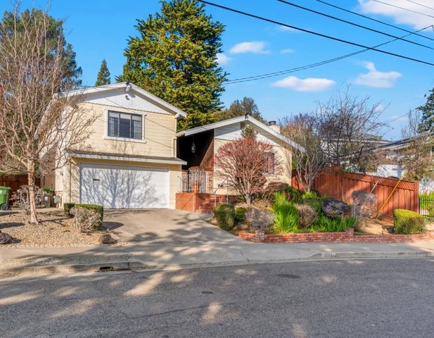18153 18153 Plymouth Dr, Castro Valley, CA 94546