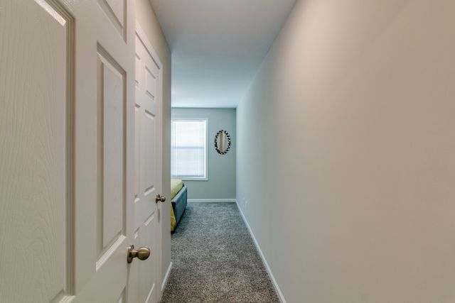 1960 Batts Ln Apt D, Clarksville, TN 37042