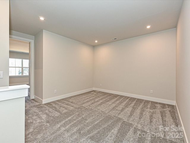 211 Halemarg Drive, Belmont, NC 28012