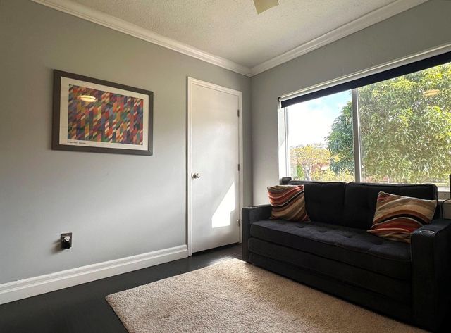 525 NE 27th Street, Wilton Manors, FL 33334