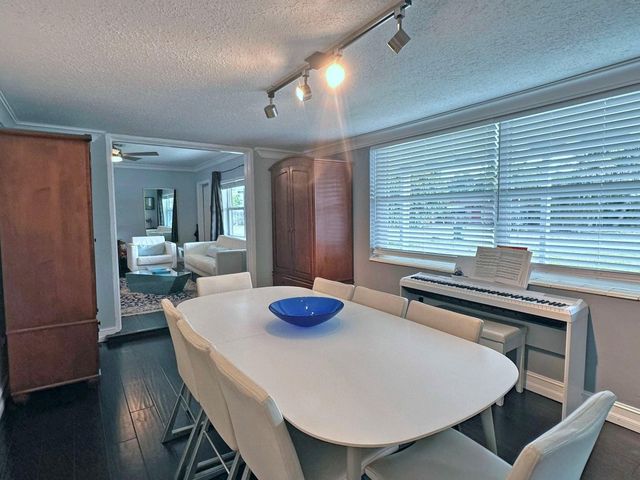 525 NE 27th Street, Wilton Manors, FL 33334