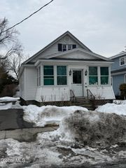 4 Larkin Street, Scotia, NY 12302