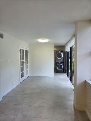 20401 NE 30th Ave 112-8, Aventura, FL 33180