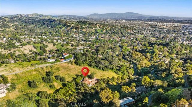 805 West Road, La Habra Heights, CA 90631