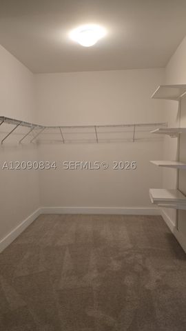 10433 NW 70th Ln, Doral, FL 33178