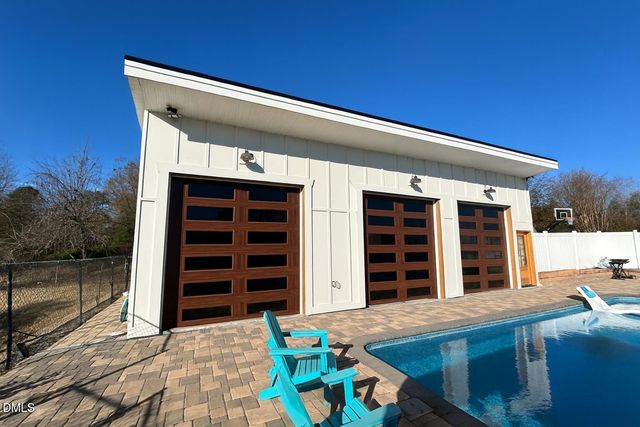 1805 S Main Street, Graham, NC 27253