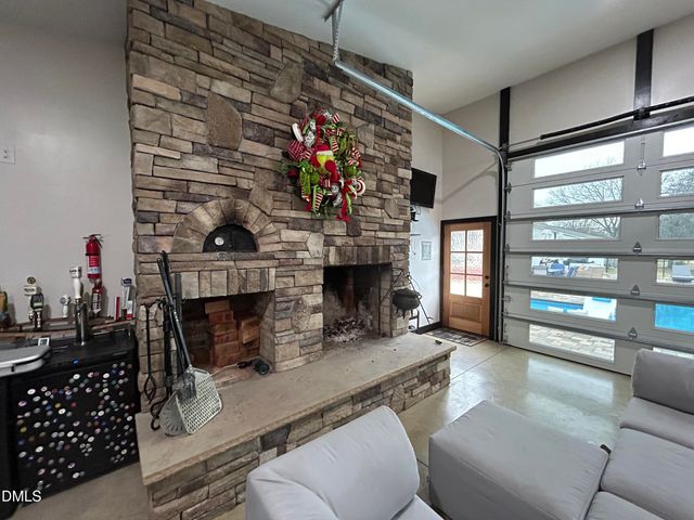 1805 S Main Street, Graham, NC 27253