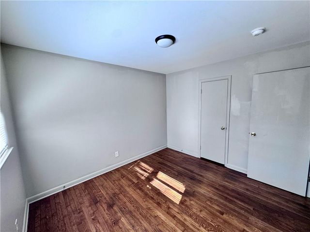 2476 Maple Street, East Point, GA 30344