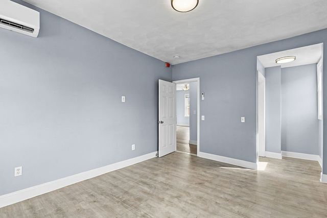 226 Atwells Avenue 3, Providence, RI 02903