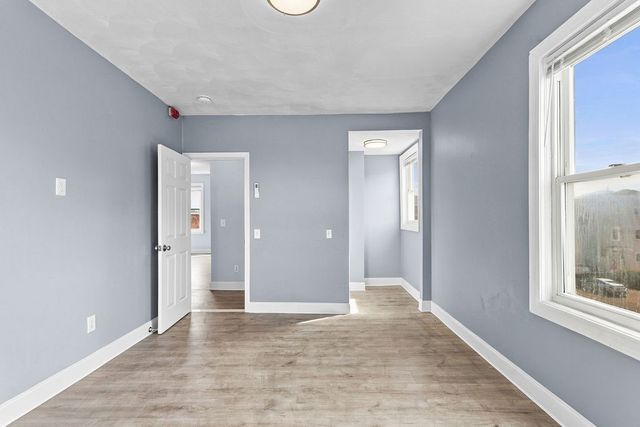 226 Atwells Avenue 3, Providence, RI 02903
