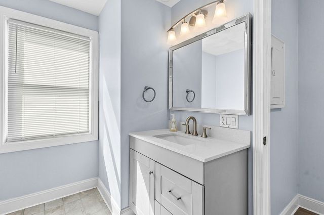 226 Atwells Avenue 3, Providence, RI 02903