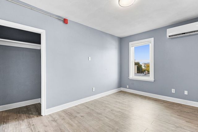 226 Atwells Avenue 3, Providence, RI 02903