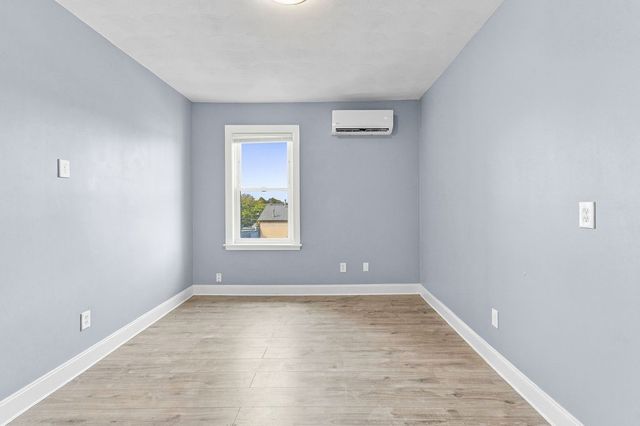 226 Atwells Avenue 3, Providence, RI 02903