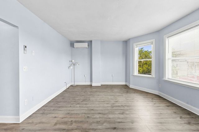226 Atwells Avenue 3, Providence, RI 02903